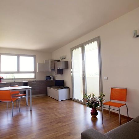 Residence Le Querce Cernusco Sul Naviglio Pokoj fotografie