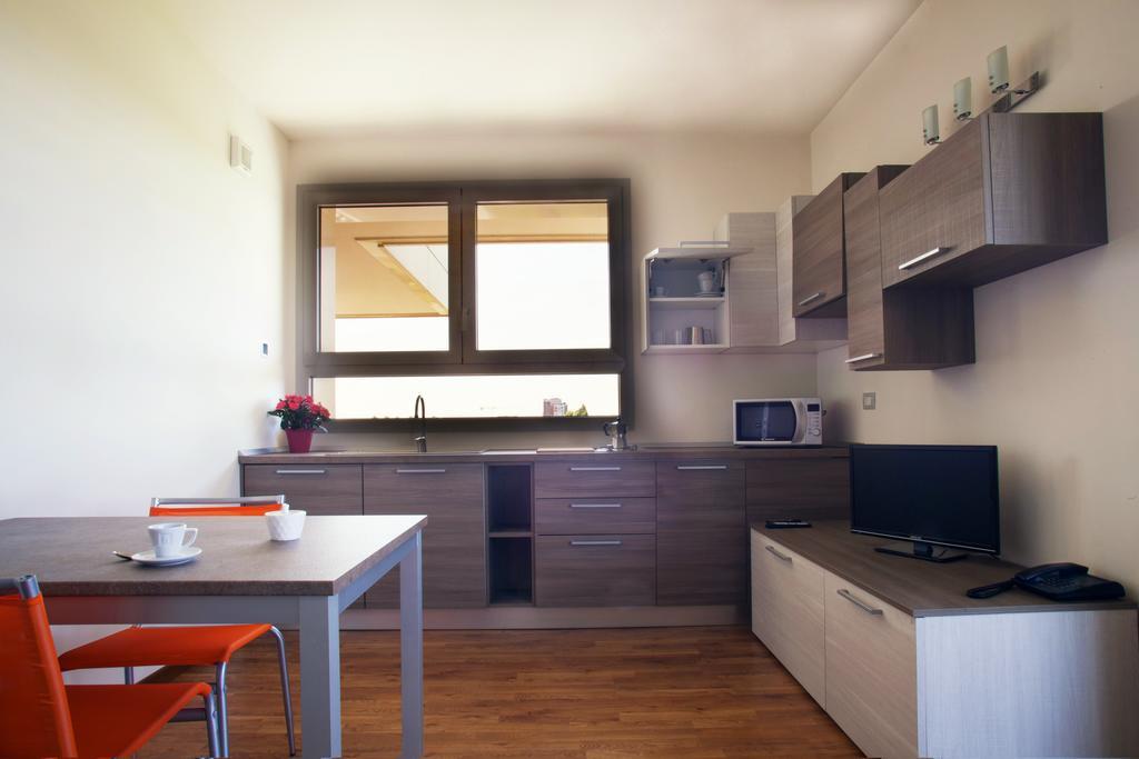 Residence Le Querce Cernusco Sul Naviglio Pokoj fotografie